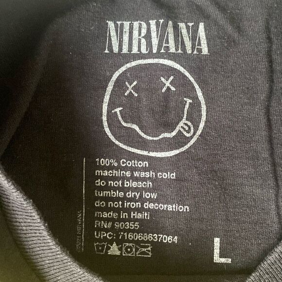 NIRVANA Band T-Shirt Distressed Unfinished Hem sz L Grunge Festival Pre-lived - Picture 3 of 7